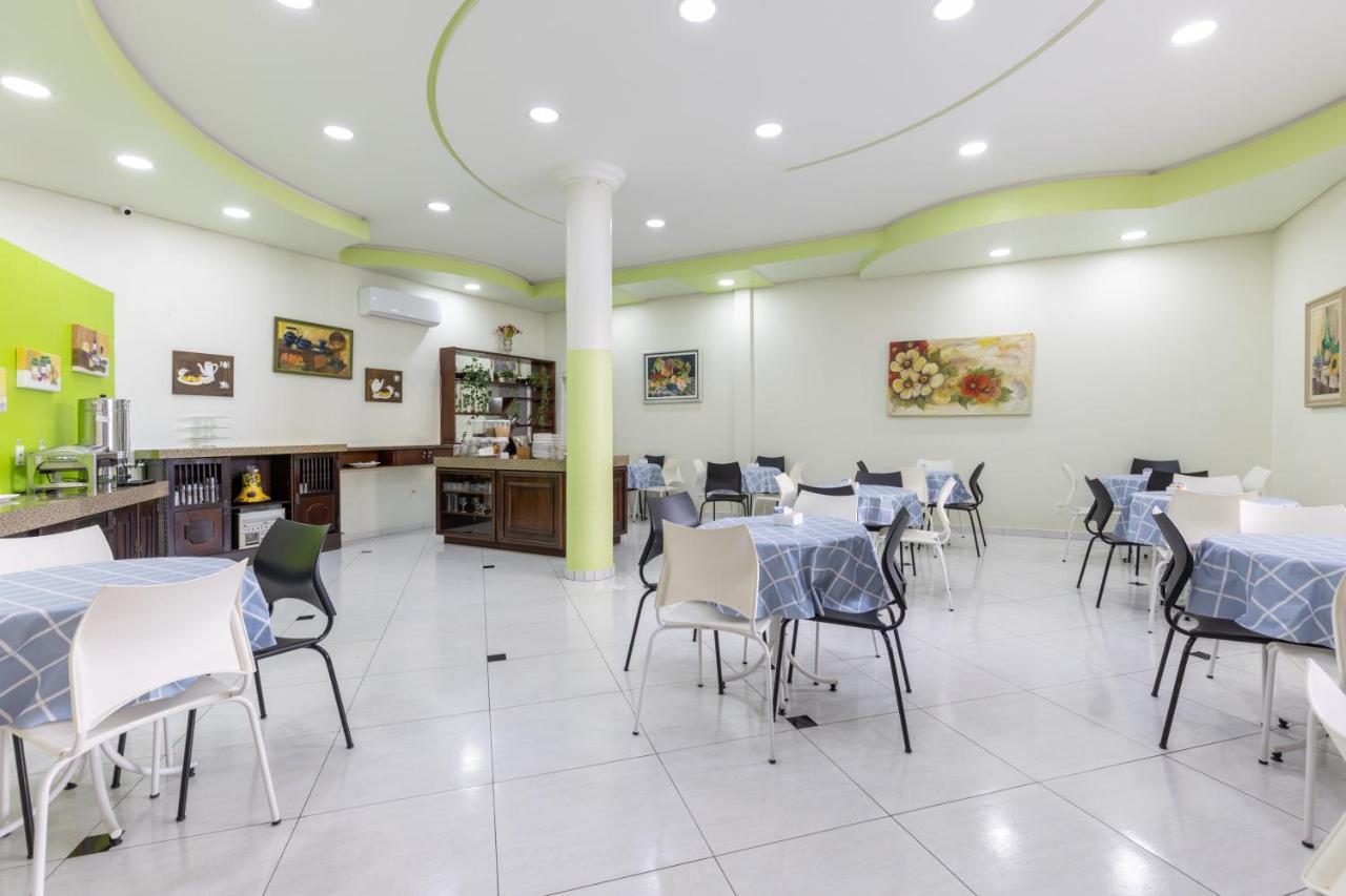 Hotel Lisbor Francisco Beltrão 外观 照片