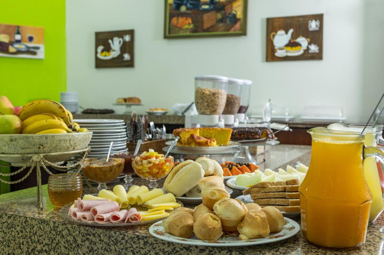 Hotel Lisbor Francisco Beltrão 外观 照片