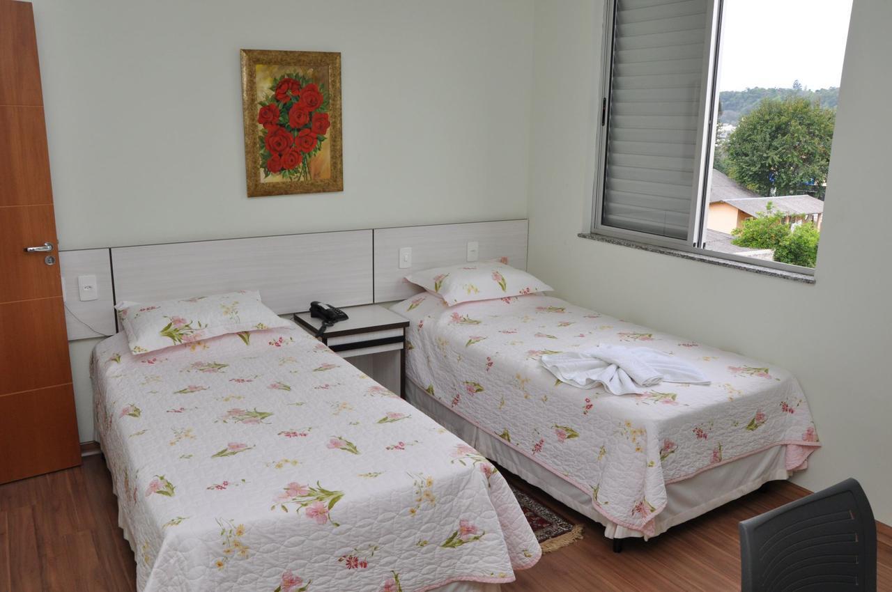 Hotel Lisbor Francisco Beltrão 外观 照片